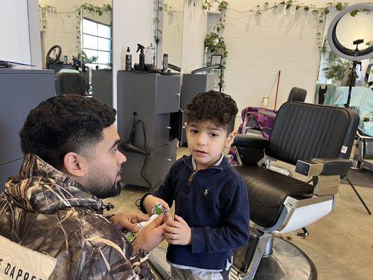 Now this is Customer Service!!! Isaac and my son Jhonny Bones