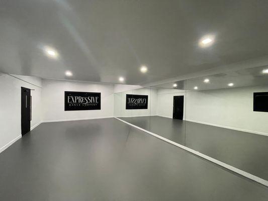 MAIN STUDIO SPACE