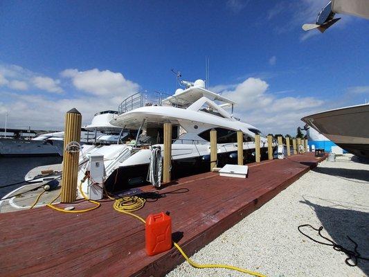 Las Aguas Boat Cleaning & Detailing Service