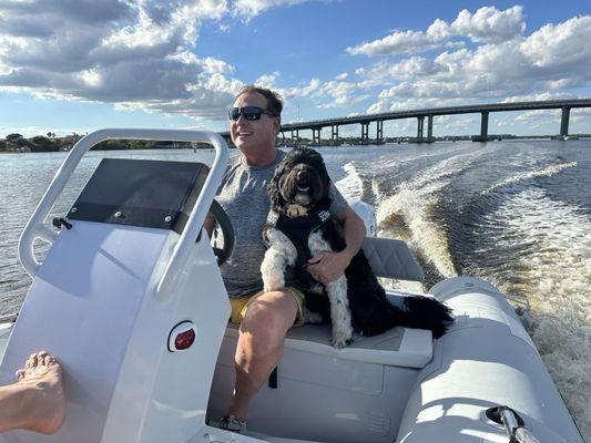 Awesome center console (& our dog loves it too!)