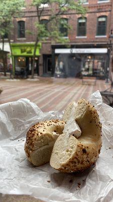 vegan cream cheese on a Montreal spice, great texture and density on the tofutti