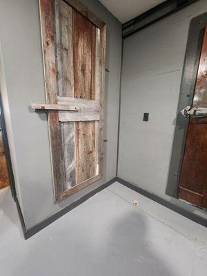 Inside decor before getting to the dining area.