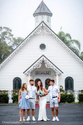 The Little Wedding Chapel - Chapel of Love