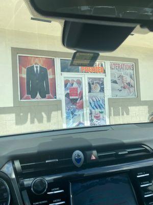 Monday - Friday 8am-5pm Saturday 9-3 Sunday closes