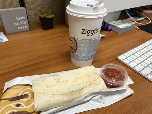 20 ounce Spicy Chai & Breakfast Burrito