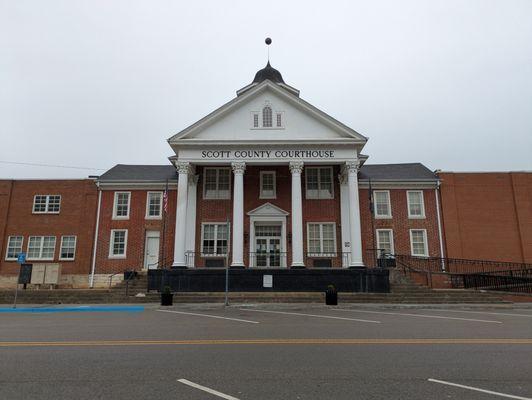 Scott Circuit Court