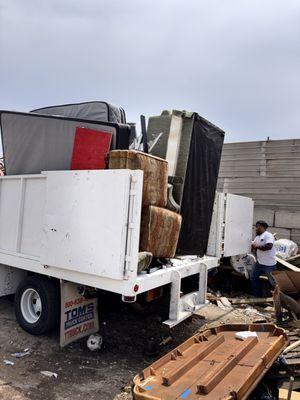 Marroquin Junk Removal