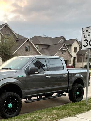 Moy's Paint and Body Shop