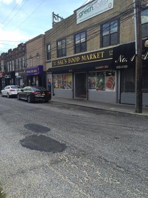 Sal's Food Market