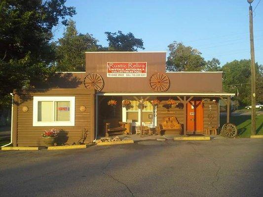 Rustic Relics- The Most Unique Rock and Antique Shop