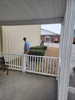 Bug Brothers Exterminating