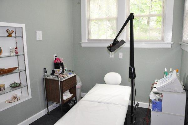 Albanese Electrolysis Studio