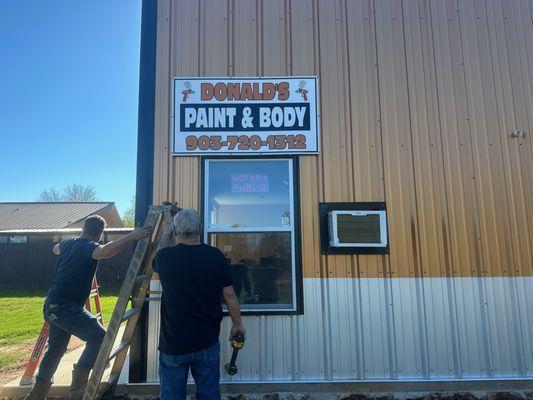 Donald's Paint and Body