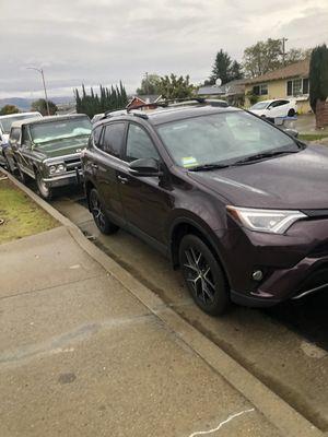 Overall view of vehicle