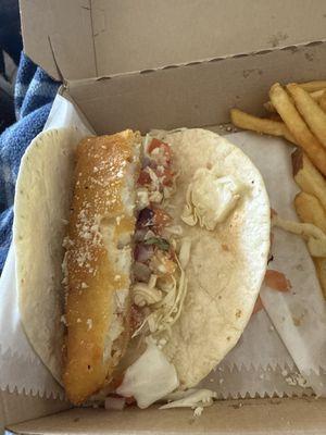 Fish tacos no sauce!