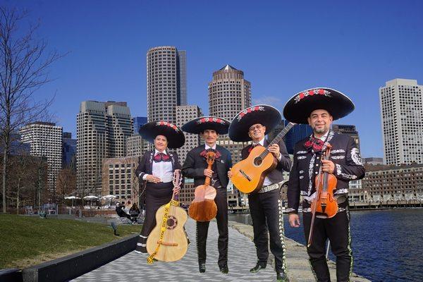Mariachi Loco