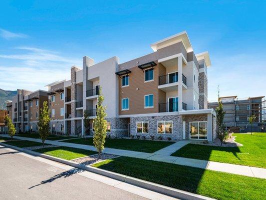 Vista View Condominiums