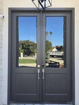 Outside looking into the entry door, but the view is completely blocked due to our non reflective film.
