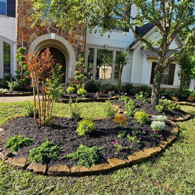 Front flowerbed landscape design
