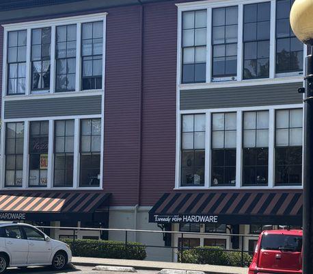 Tweedy And Popp Hardware Wallingford