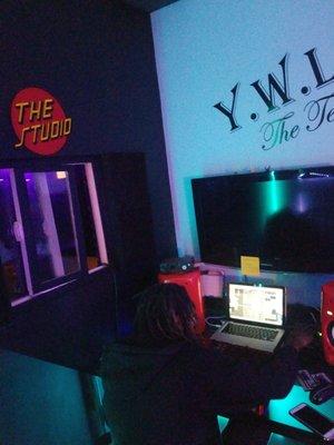 Book your Session today @youngwestrec