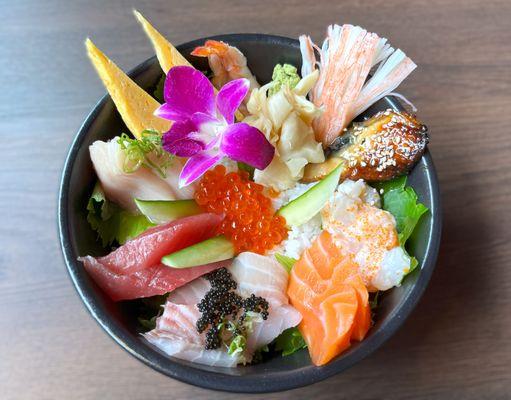 Chirashi bowl