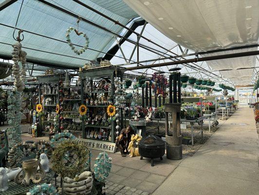 Loveland Garden Center & Nursery