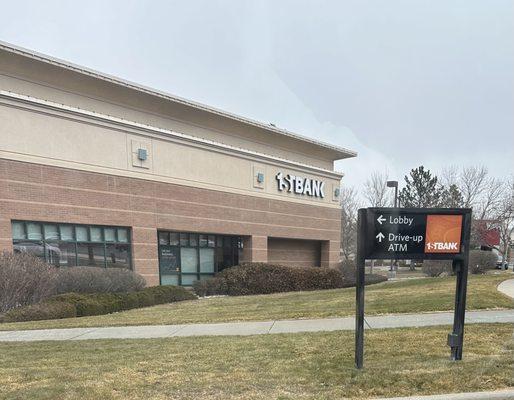 1st Bank