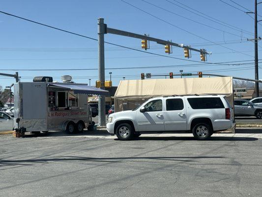 THEY HAVE A TENT FOR SHADE!!!