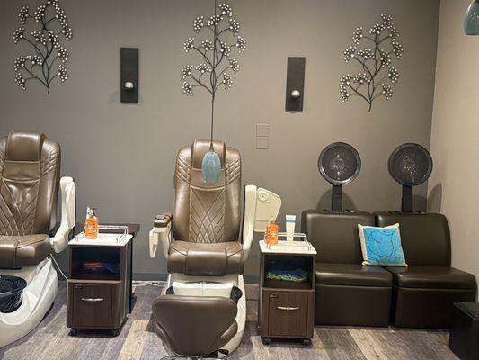 Pedicure spa area