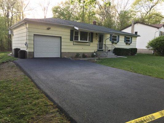 E Oakes & Sons Paving