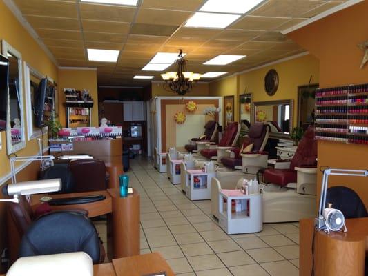 Great Nails and Very Clean!