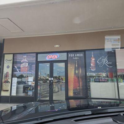 S & R Liquors