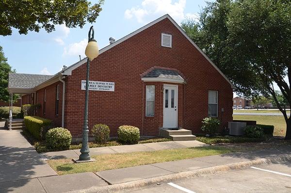 Glover Family Dentistry Office