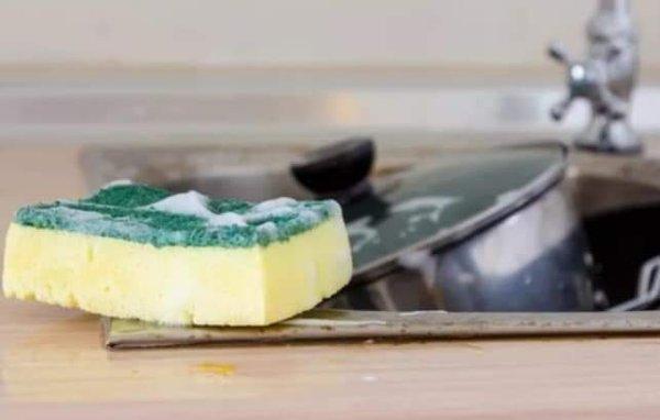 Leave the mess to me