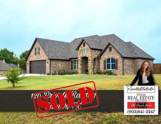 Sarah Bell -Texas Real Estate Executives