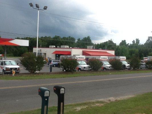 U-Haul Neighborhood Dealer