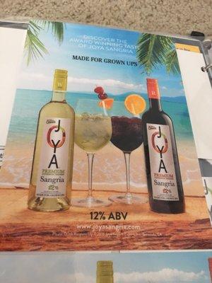 This pizzeria is the best They serve an imported sangria that is DELICIOUS !!!! CHEERS TO B&B Pizzeria Love that JOYA SANGRIA