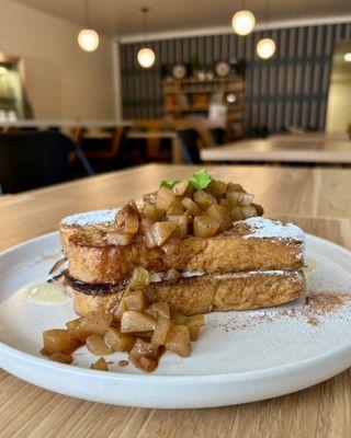 Full Circle Kitchen and Sound