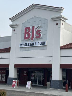 BJ's Wholesale Club Gas Station