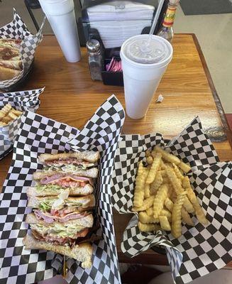 B’s Baskets & More