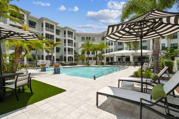 Sonata Lake Mary Pool