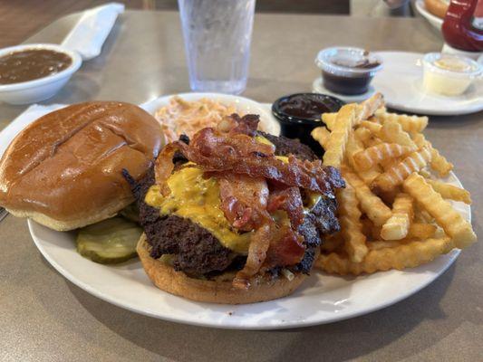 Smashburger, fries, gravy