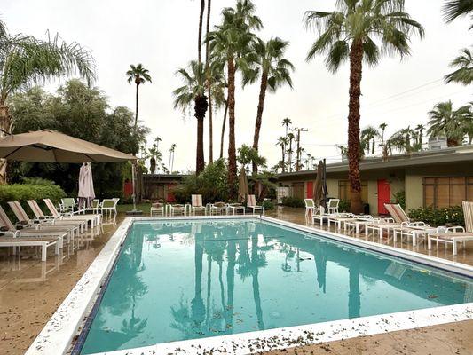 Desert Riviera Hotel