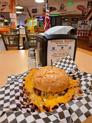Squeeze Burger- Roseville