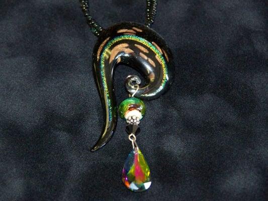 Glass bead and Swarovski crystal pendant