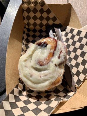 Cinnamon roll