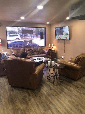 Front space to enjoy with friends