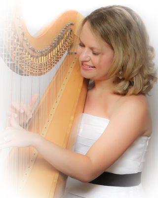 Kate Loughrey Harpist