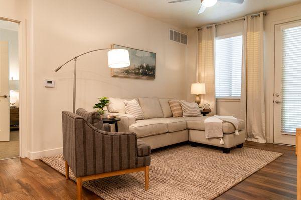 Four Seasons Apartments & Townhomes